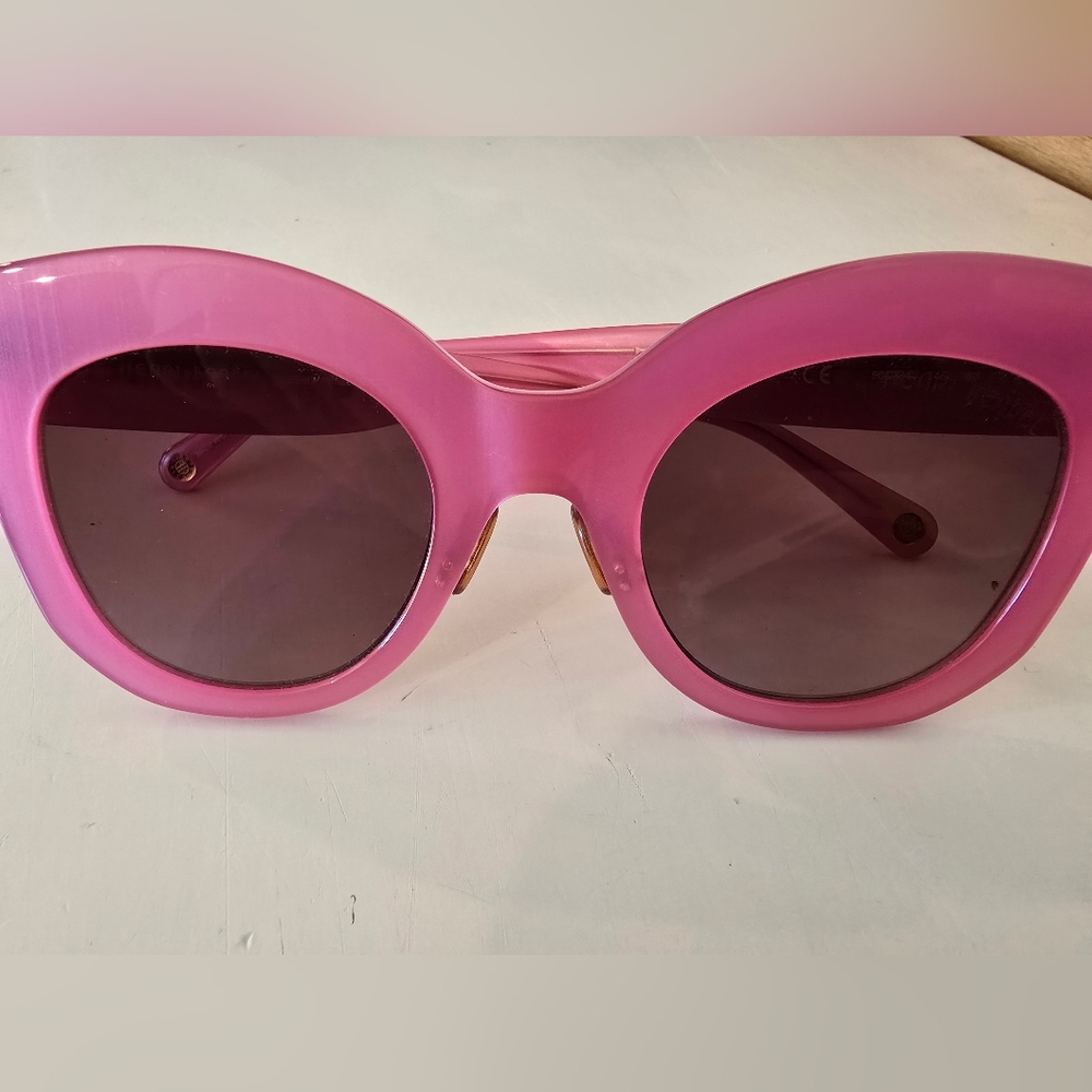 Henri Bendel Pink Sunglasses - Picture 4 of 4